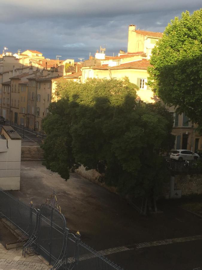 Appartement Cosy Et Lumineux En Coeur De Ville Aix-en-Provence Eksteriør bilde